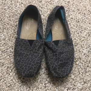 Toms shoes cheetah print